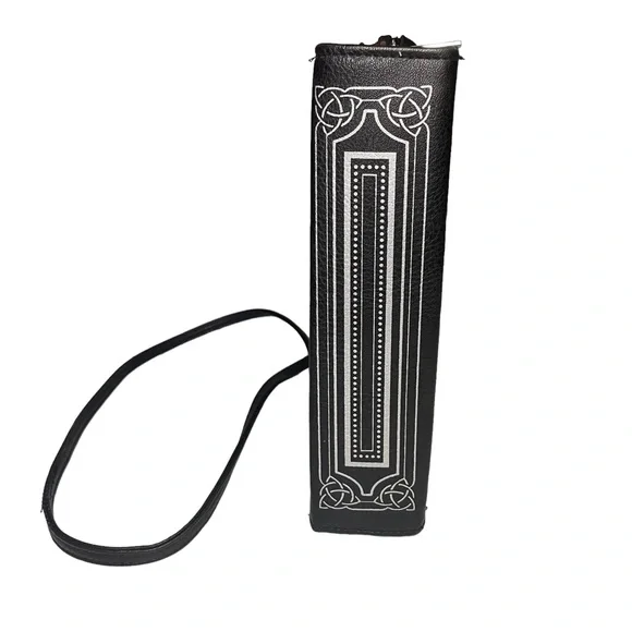Book of Spells Crossbody - Picture 2 of 6